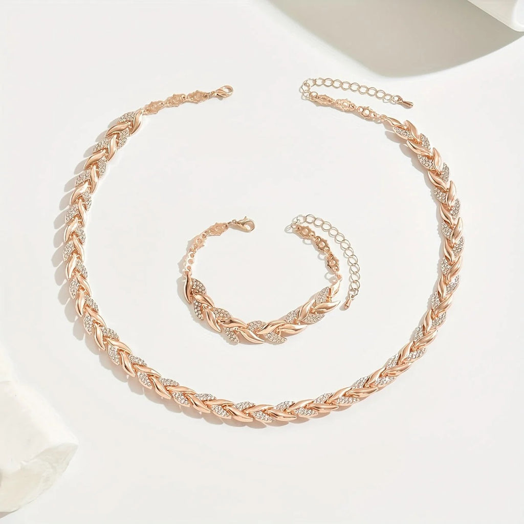 LEXIE | Collar con colgante de cola de pez